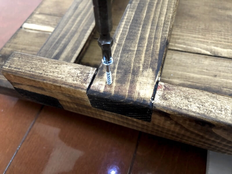 キャンプシェルフ補強2