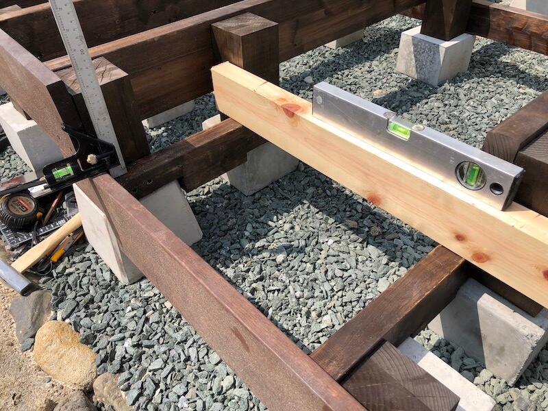 ウッドデッキ 根太制作17