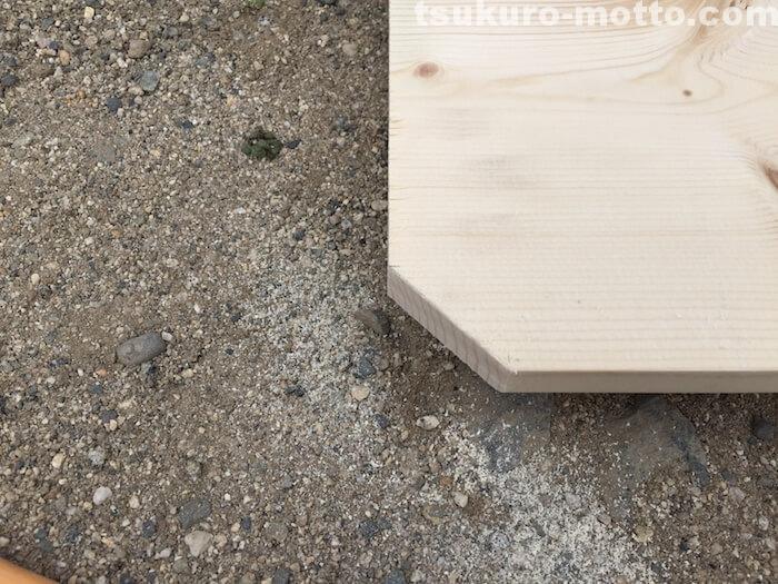 2100カウンターDIY　隅切り