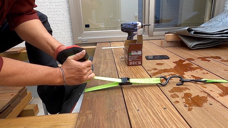 アイアンウッドデッキ製作 床貼り7