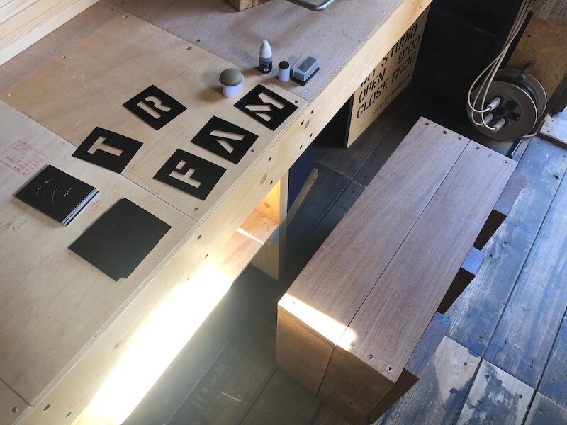 木製プランターDIY　ステンシル