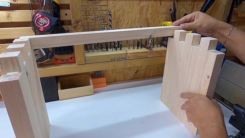 サイドテーブルDIY製作17