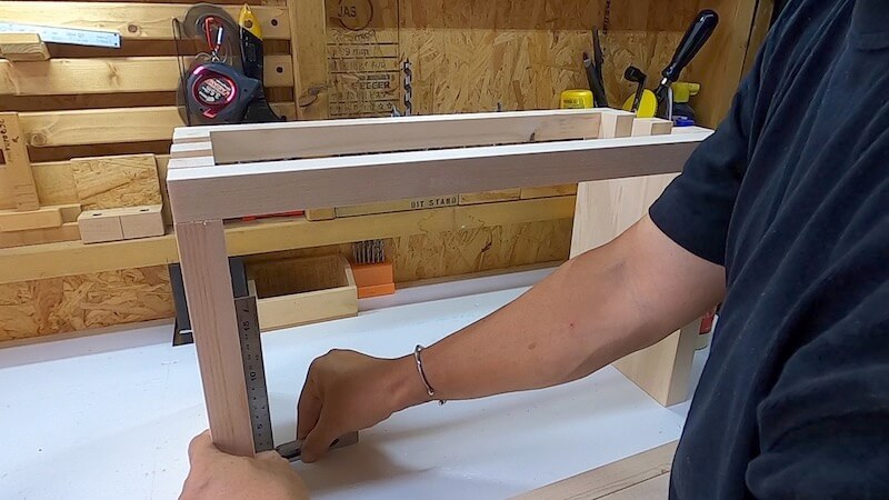 サイドテーブルDIY製作18